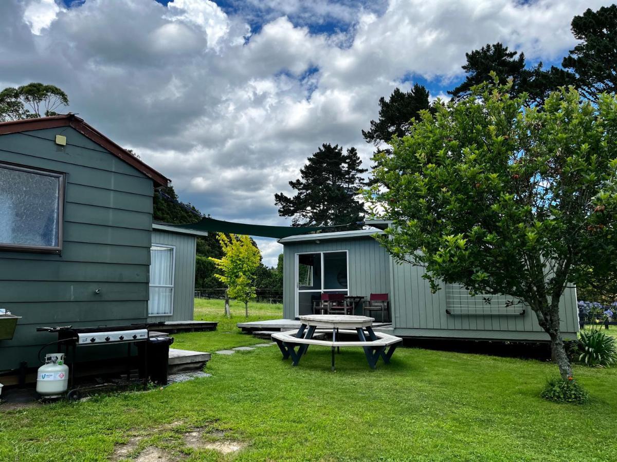 Tui Ridge Eco Cabins Aongatete Exteriör bild